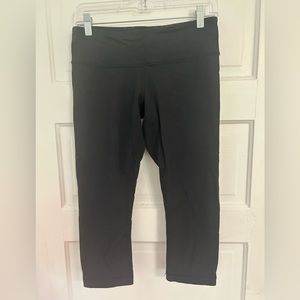 Lululemon cropped leggings